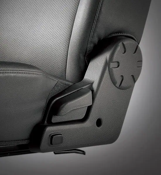 kia-k4000g-wide-interior-06-3